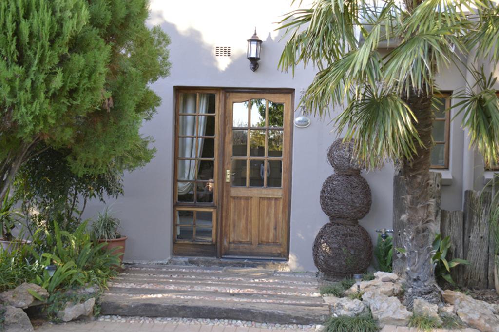 Two Bells Guest House Bloemfontein Exterior foto